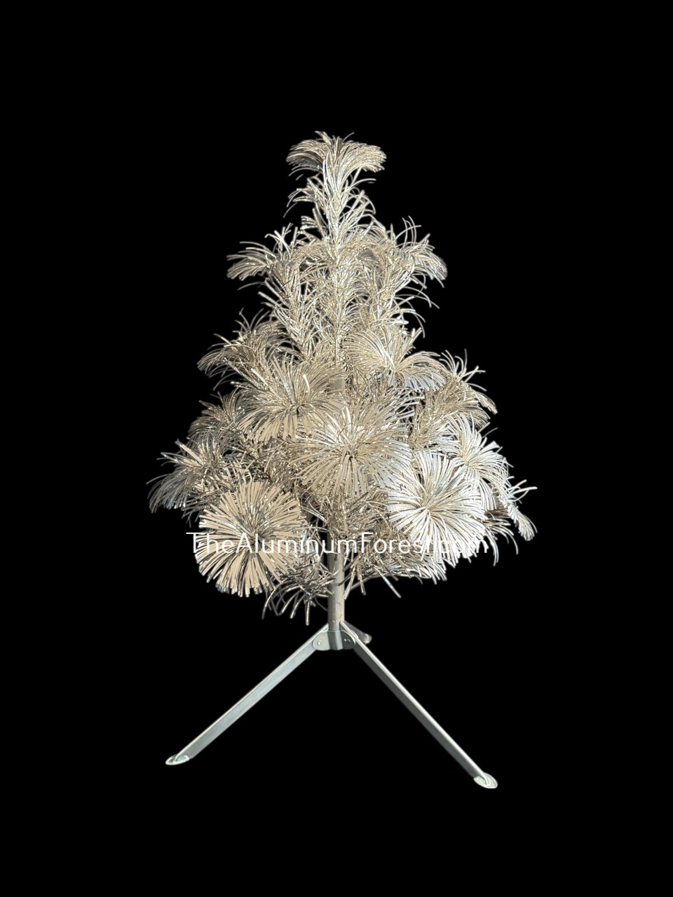 USSTCo Silver Aluminum Christmas Tree